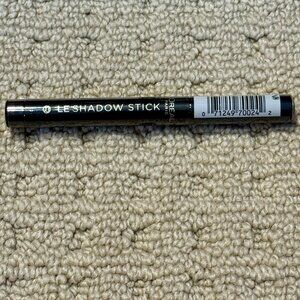 New Loreal LeShadow Eyeshadow Stick 490 All Night Black